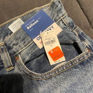 Extra High Rise Balloon Ankle Jeans